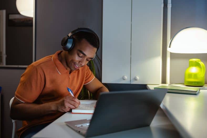 Customer watching Higher Logic microsite training